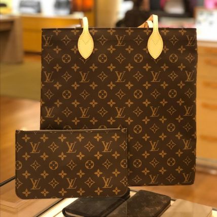 Louis Vuitton MONOGRAM 2020 SS Monogram Canvas Blended Fabrics A4 2WAY Elegant Style Totes M45199 
