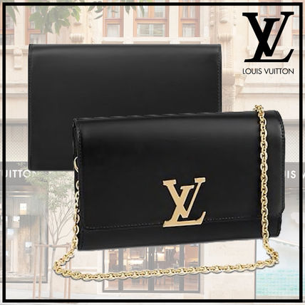 Louis Vuitton Plain Leather Logo Shoulder Bags M51631 