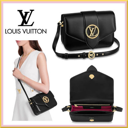 Louis Vuitton Leather Shoulder Bags M55948 