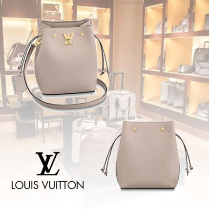 Louis Vuitton LOCKME 2020 SS Casual Style 2WAY Plain Leather Purses Elegant Style Logo M69205 