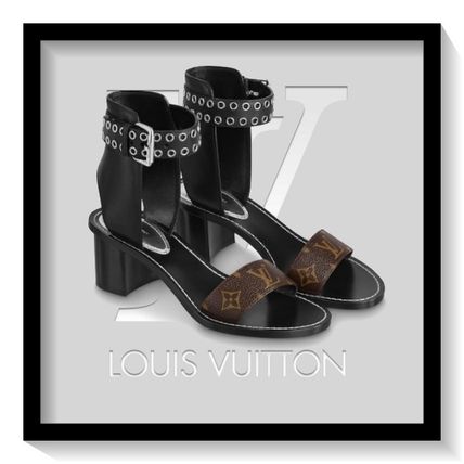 Louis Vuitton Passenger Sandal 1A64N8 