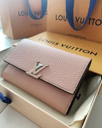 Louis Vuitton Leather Folding Wallet Small Wallet Logo Folding Wallets M68747 M68803 M68587 M68588 