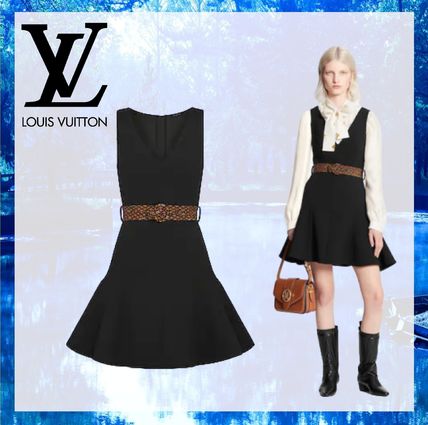 Louis Vuitton Monogram Wool Silk Dresses 1A81WN 