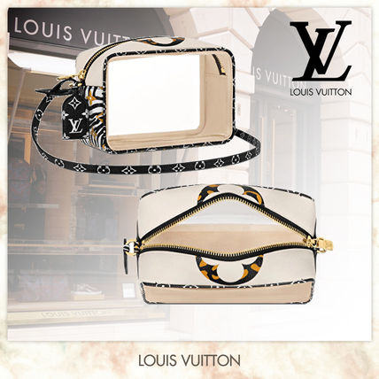 Louis Vuitton Beach Pouch M67883 