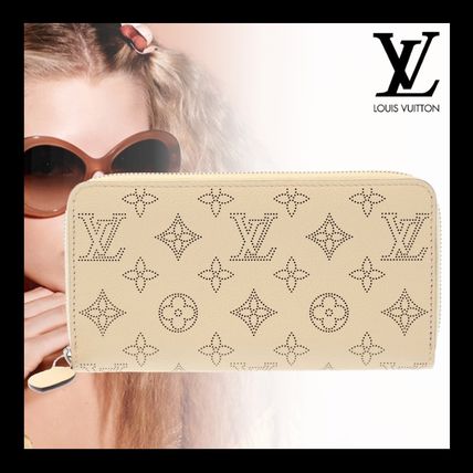 Louis Vuitton MAHINA Monogram Leather Long Wallet Long Wallets 