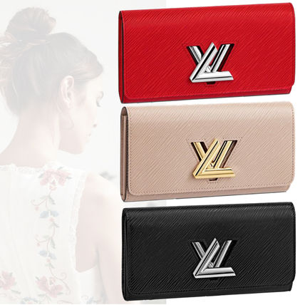 Louis Vuitton TWIST Plain Leather Folding Wallet Logo Long Wallets 