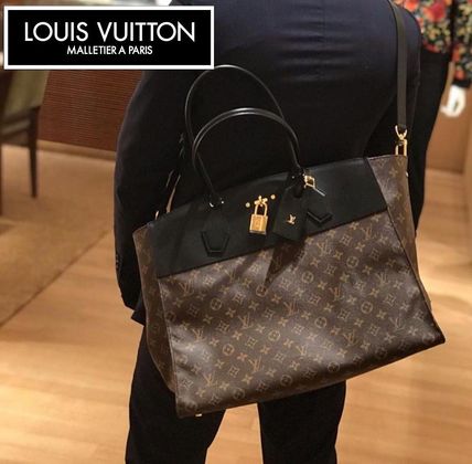 Louis Vuitton MONOGRAM 2019 20AW Monogram Canvas Blended Fabrics Totes 
