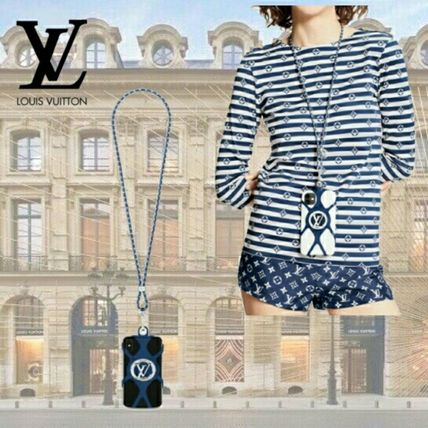 Louis Vuitton Lv Escale Louise Phone Holder M69268 