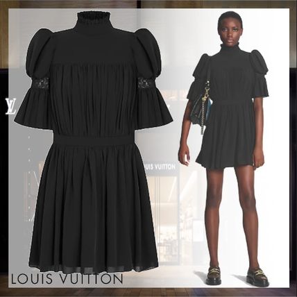 Louis Vuitton 2020 SS Short Casual Style Silk Plain Puff Sleeves Formal Style 1A7SIR 