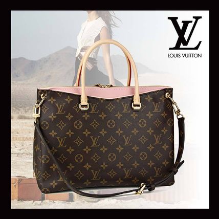 Louis Vuitton MONOGRAM Monogram Casual Style Plain Leather Elegant Style Crossbody 