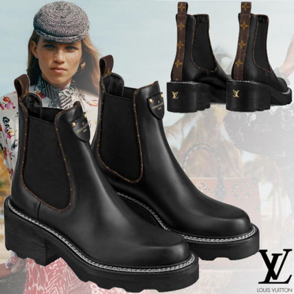 Louis Vuitton MONOGRAM 2020 21AW Monogram Platform Round Toe Casual Style Blended Fabrics 1A8949 