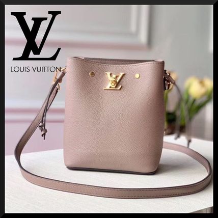 Louis Vuitton LOCKME 2020 SS Casual Style Plain Leather Elegant Style Crossbody Logo M69205 