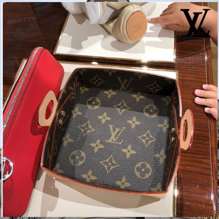 Louis Vuitton 2020 SS Monogram Leather Logo Accessories 