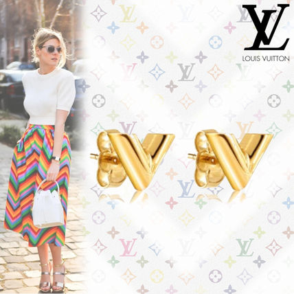 Louis Vuitton Essential V Stud Earrings M68153 