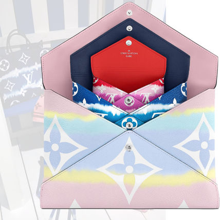 Louis Vuitton 2020 SS Monogram Leather PVC Clothing PouchesCosmetic Bags 