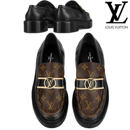Louis Vuitton MONOGRAM 2020 SS Monogram Leather Block Heels Logo LoaferMoccasin Shoes 1A7TXQ 