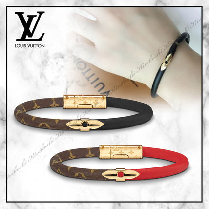 Louis Vuitton MONOGRAM 2020 SS Bangles Street Style Leather Brass Elegant Style Bracelets 