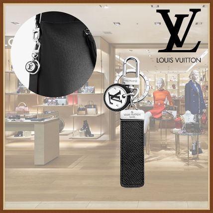 Louis Vuitton TAIGA Neo Lv Club Bag CharmKey Holder M67242 