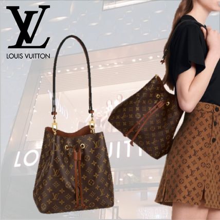 Louis Vuitton Shoulder Bags M44020 