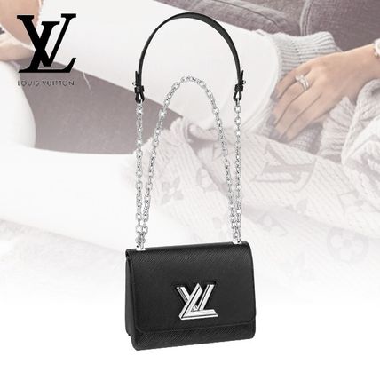 Louis Vuitton 2020 SS Plain Leather Crossbody Logo Shoulder Bags M50332 