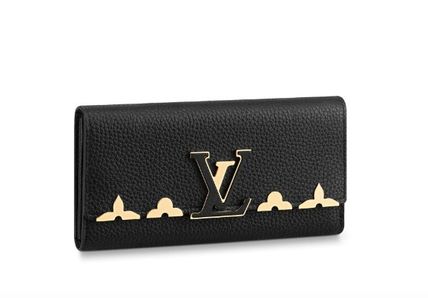 Louis Vuitton CAPUCINES WALLET 