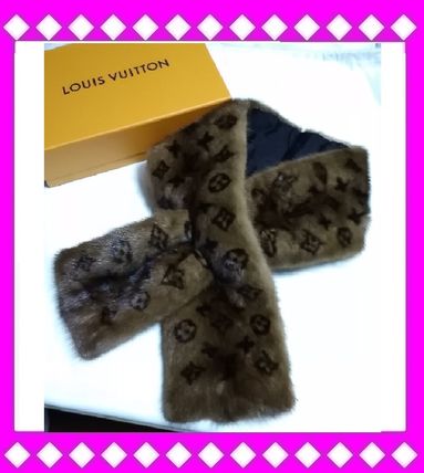 Louis Vuitton MONOGRAM KnitFur Scarves 