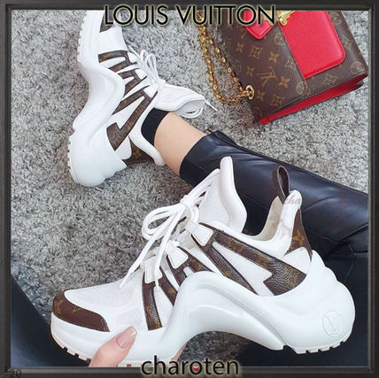 Louis Vuitton MONOGRAM Monogram Plain Toe Rubber Sole Lace up Casual Style 