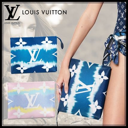 Louis Vuitton 2020 SS Lv Escale Poche Toilette 26 M69137 M69136 