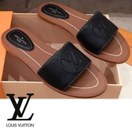 Louis Vuitton Lock It Flat Mule 1A874I 