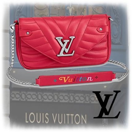 Louis Vuitton Louis Vuitton New Wave Chain Pochette M63956 