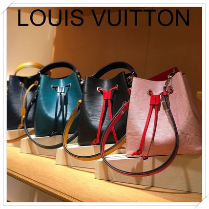 Louis Vuitton NEONOE 2020 SS Monogram Leather Purses Elegant Style Logo Bucket Bags M56212