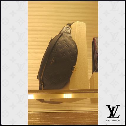 Louis Vuitton MONOGRAM EMPREINTE Bumbag M44812 