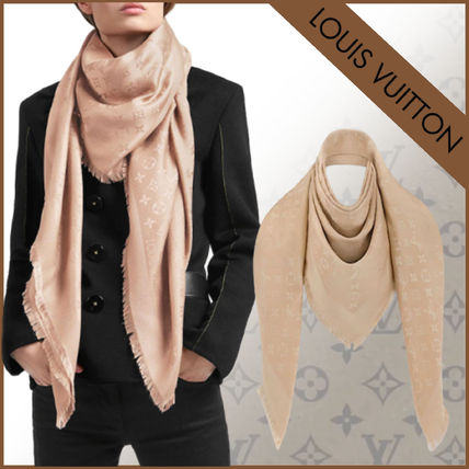 Louis Vuitton Wool Silk Plain Logo Lightweight ScarvesShawls M71360 MONOGRAM SHAWL 