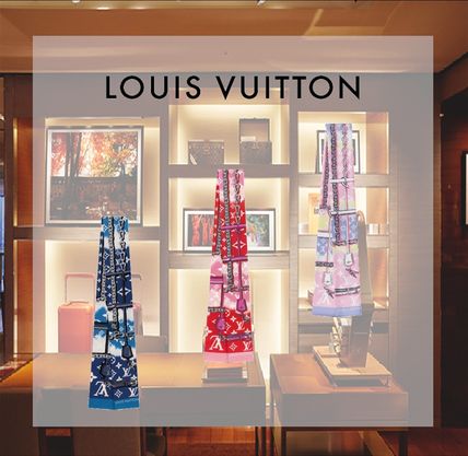 Louis Vuitton Monogram Silk Logo Lightweight ScarvesShawls M76186 M76103 M76102 