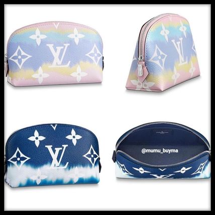 Louis Vuitton MONOGRAM 2020 SS PouchesCosmetic Bags 