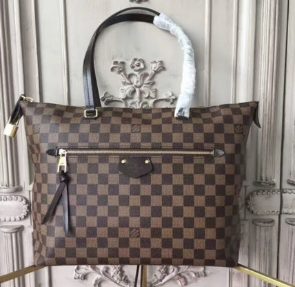 Louis Vuitton DAMIER Casual Style A4 Leather Office Style Elegant Style Logo 