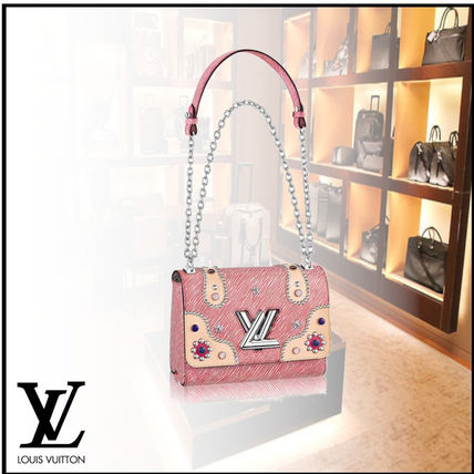 Louis Vuitton TWIST 2020 SS Chain Leather Logo Shoulder Bags M54444 