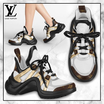 Louis Vuitton MONOGRAM 2020 SS Monogram Lace up Street Style Plain Logo Low Top Sneakers 