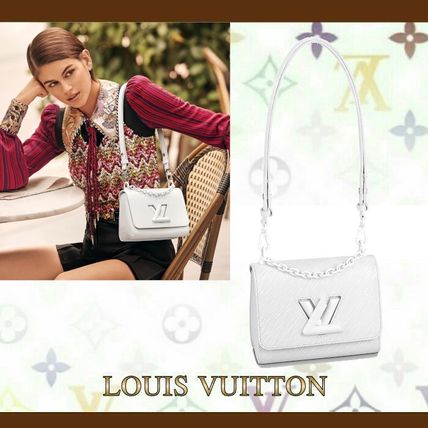 Louis Vuitton TWIST 2020 SS 2WAY Plain Leather Party Style Elegant Style Crossbody Logo M55856 
