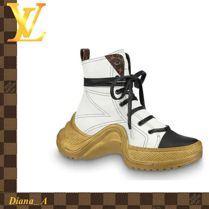 Louis Vuitton Leather Low Top Sneakers 