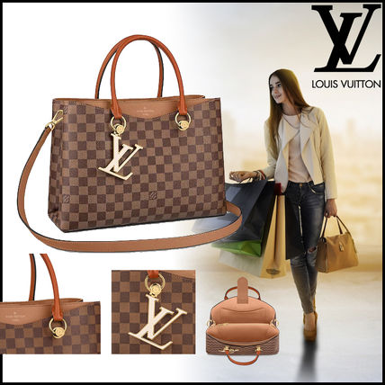 Louis Vuitton MONOGRAM 2020 SS Monogram Shoulder Bags N40256 