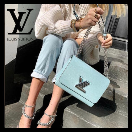 Louis Vuitton Casual Style Chain Plain Leather Party Style Office Style M56372 