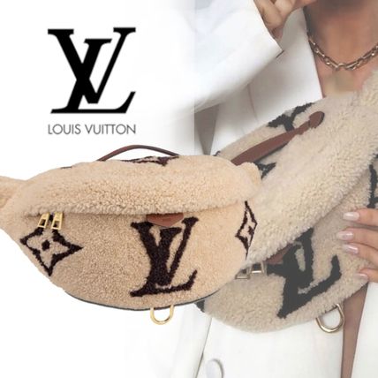 Louis Vuitton Casual Style Plain Leather Shearling Logo Hip Packs 