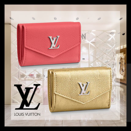 Louis Vuitton Plain Leather Folding Wallet Small Wallet Logo M69067 