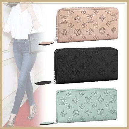 Louis Vuitton MAHINA Unisex Plain Leather Long Wallets 
