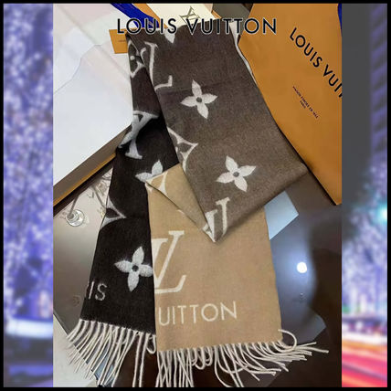 Louis Vuitton MONOGRAM 2019 20AW Monogram Unisex Fringes Logo Knit  Fur Scarves 