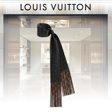 Louis Vuitton MONOGRAM Monogram Silk Other Animal Patterns Fringes Elegant Style 