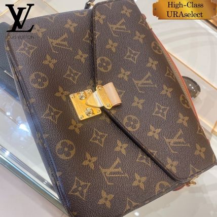 Louis Vuitton Monogram Casual Style Canvas Leather Elegant Style Crossbody M44875 