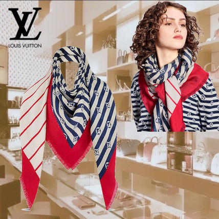 Louis Vuitton Lightweight Scarves  Shawls M76194 