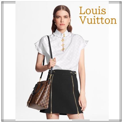 Louis Vuitton 2020 SS Plain Short Sleeves Elegant Style Shirts  Blouses 1A5M05 